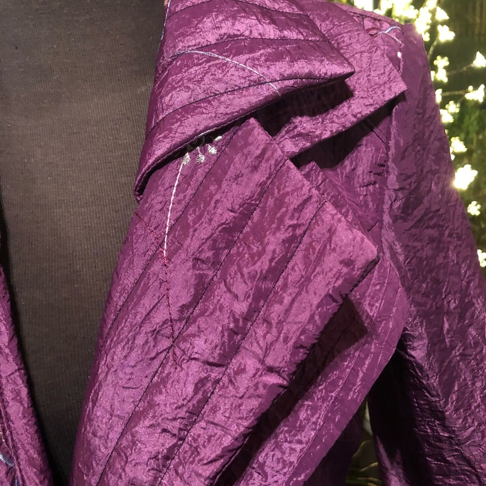 Skirt suit - Picture 5 of 8